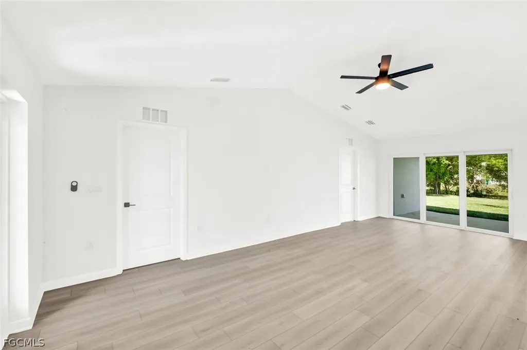 1205 NE 12th Street Cape Coral FL 33909