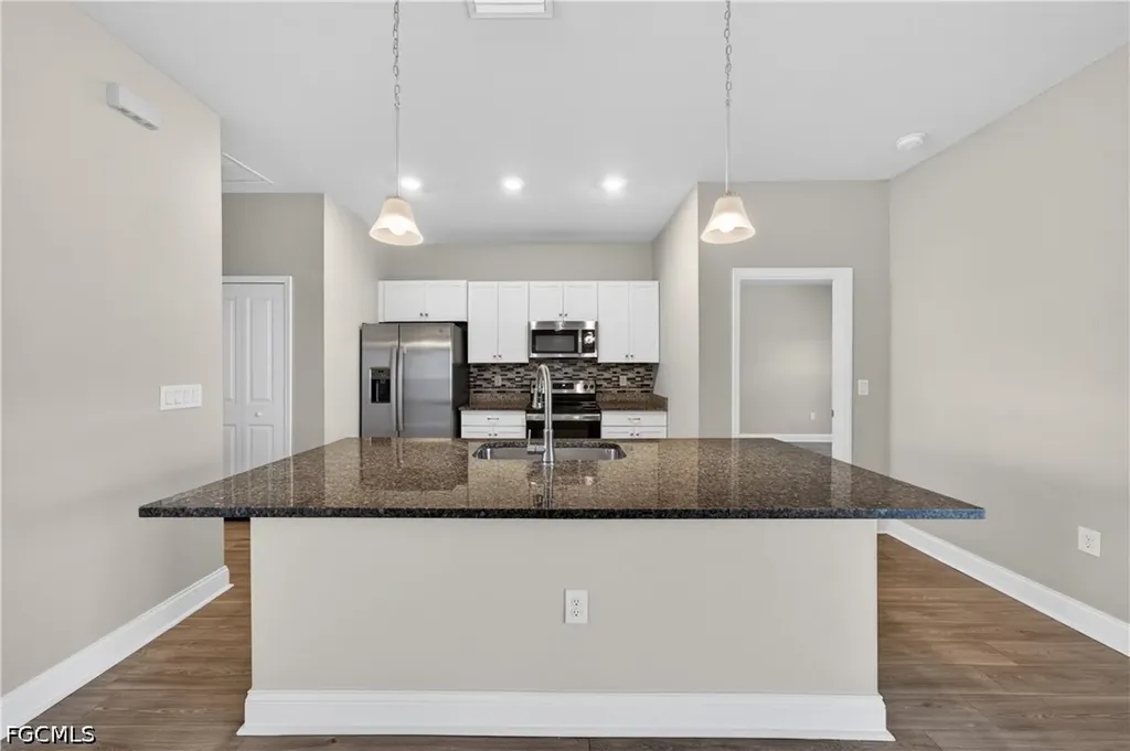 1001 NE 35th Lane Cape Coral FL 33909