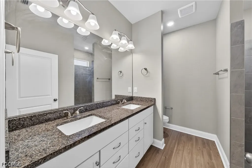 1001 NE 35th Lane Cape Coral FL 33909