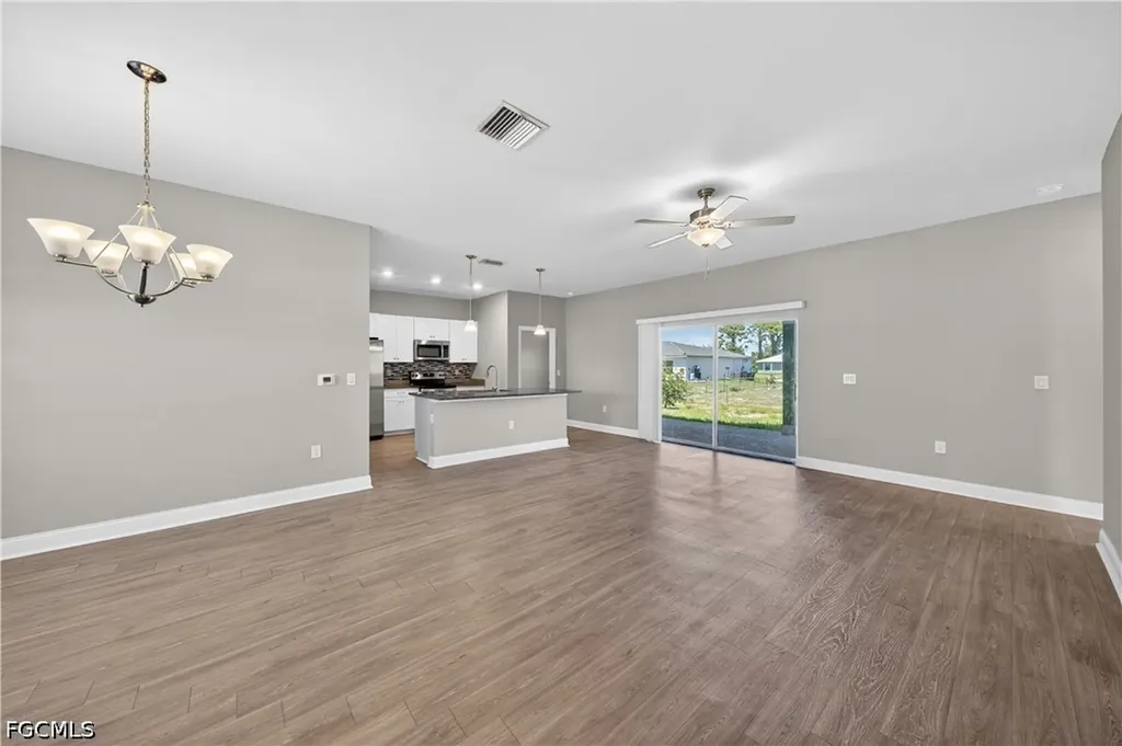 1001 NE 35th Lane Cape Coral FL 33909