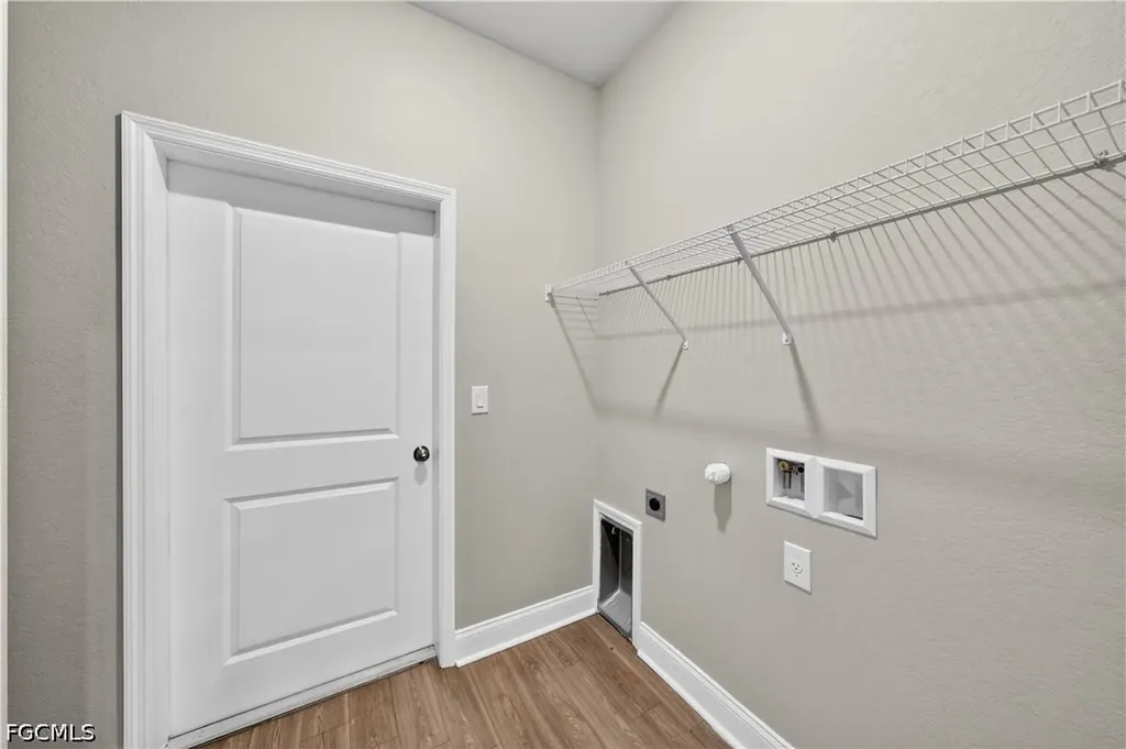1001 NE 35th Lane Cape Coral FL 33909