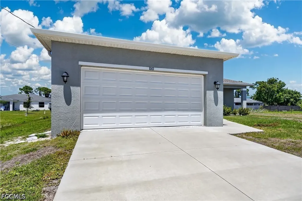 1001 NE 35th Lane Cape Coral FL 33909
