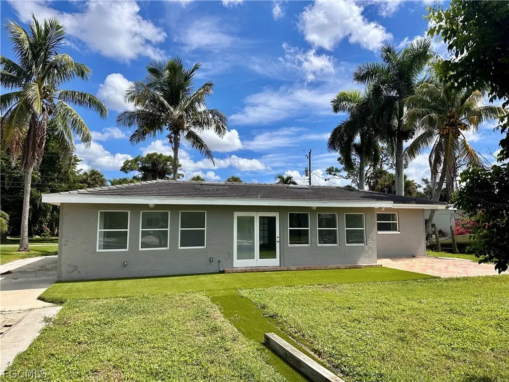 6187 Island Park Court Fort Myers FL 33908