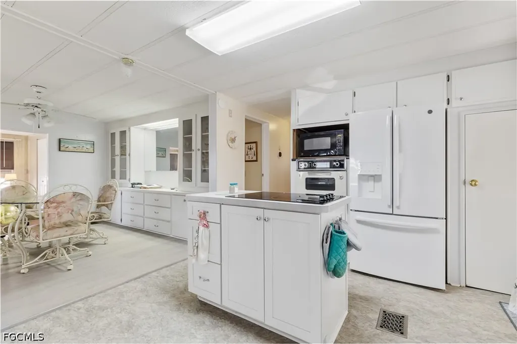 3373 Rainbow Lane North Fort Myers FL 33903