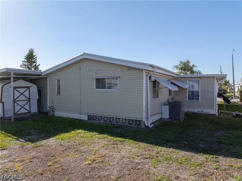 3373 Rainbow Lane North Fort Myers FL 33903