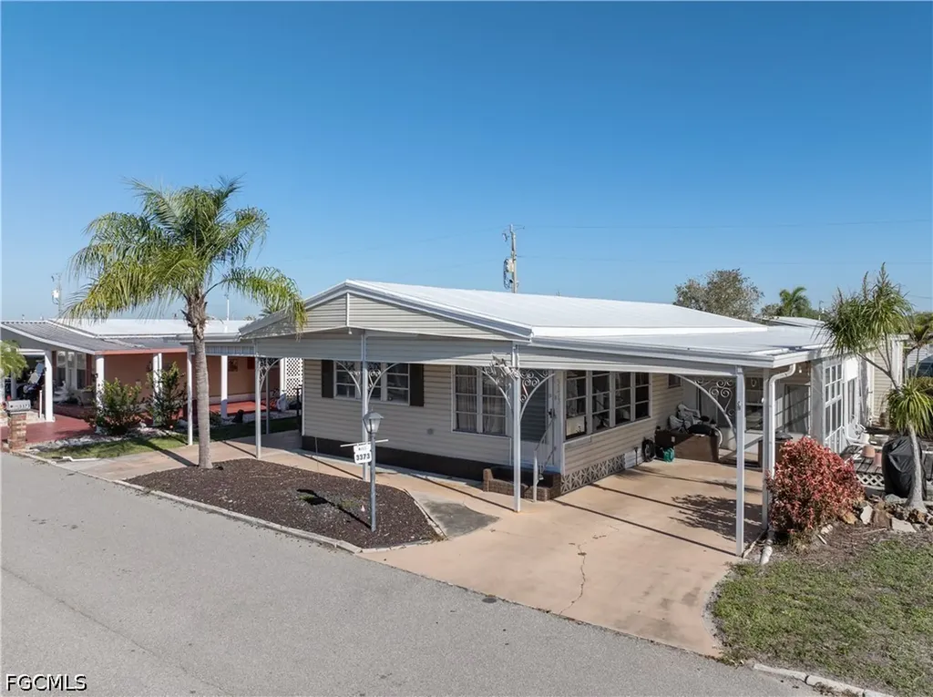 3373 Rainbow Lane North Fort Myers FL 33903