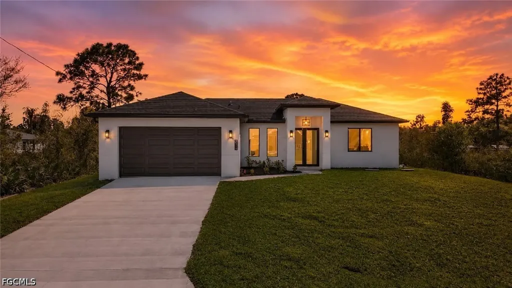 2711 39th Street W Lehigh Acres FL 33971