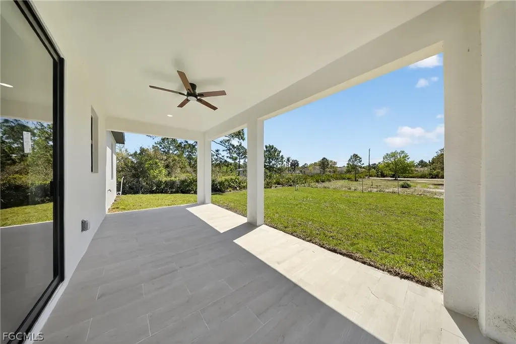 2711 39th Street W Lehigh Acres FL 33971