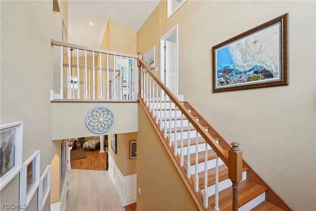 2520 SE 20th Place Cape Coral FL 33904
