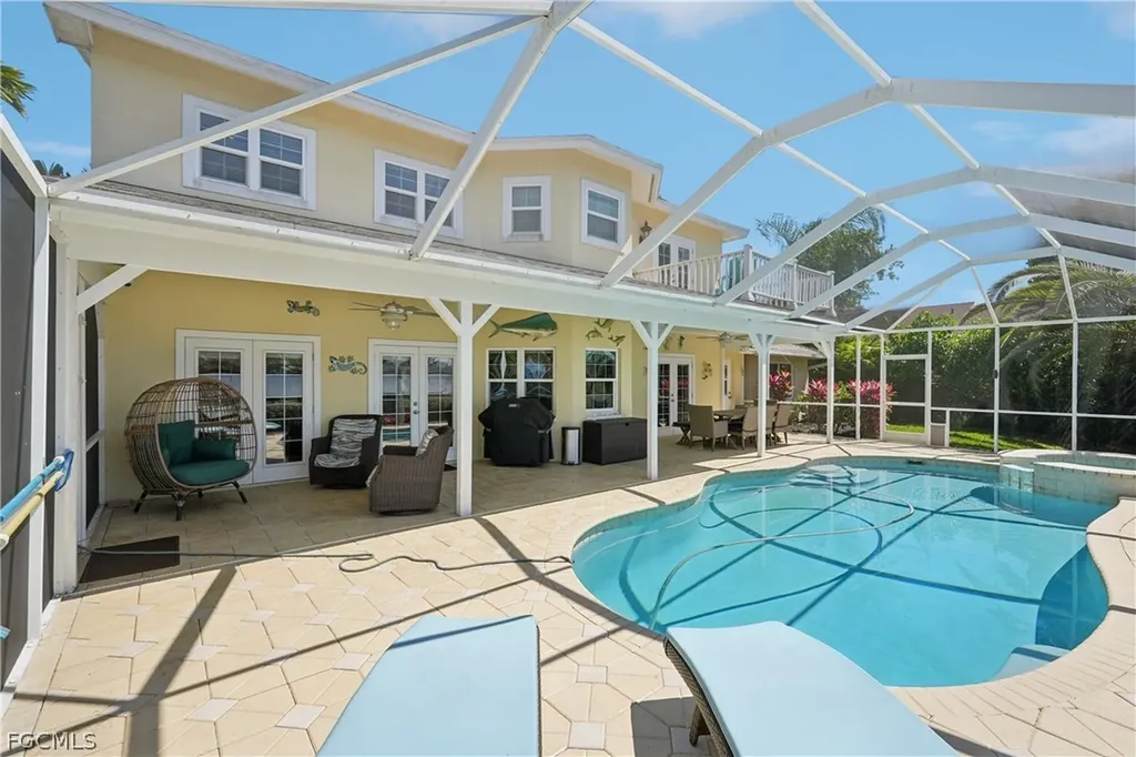 2520 SE 20th Place Cape Coral FL 33904