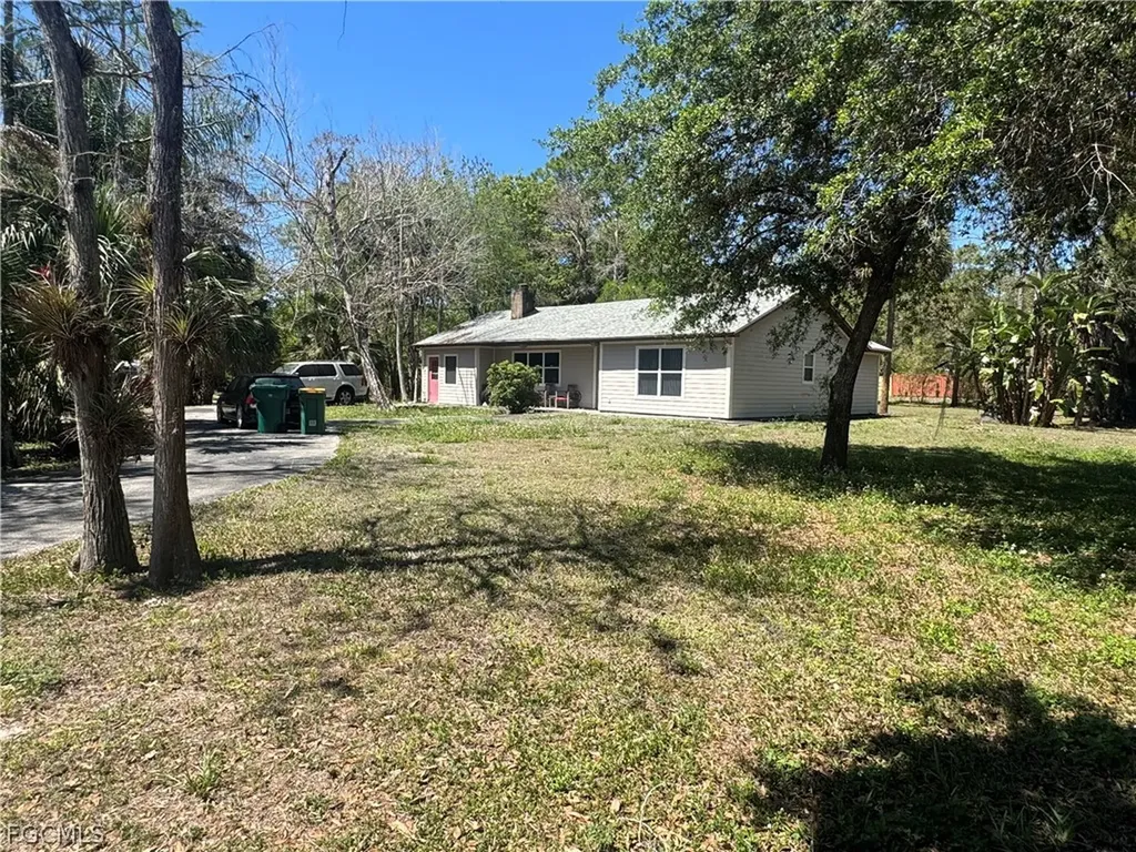 3817 23rd Avenue SW Naples FL 34117