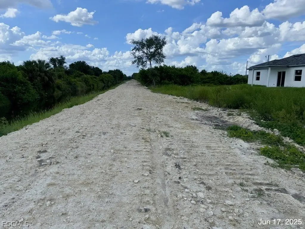 422 Caywood Avenue S Lehigh Acres FL 33974
