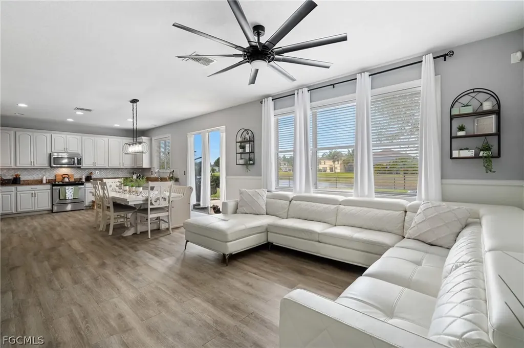 8130 Blue Daze Court Lehigh Acres FL 33972