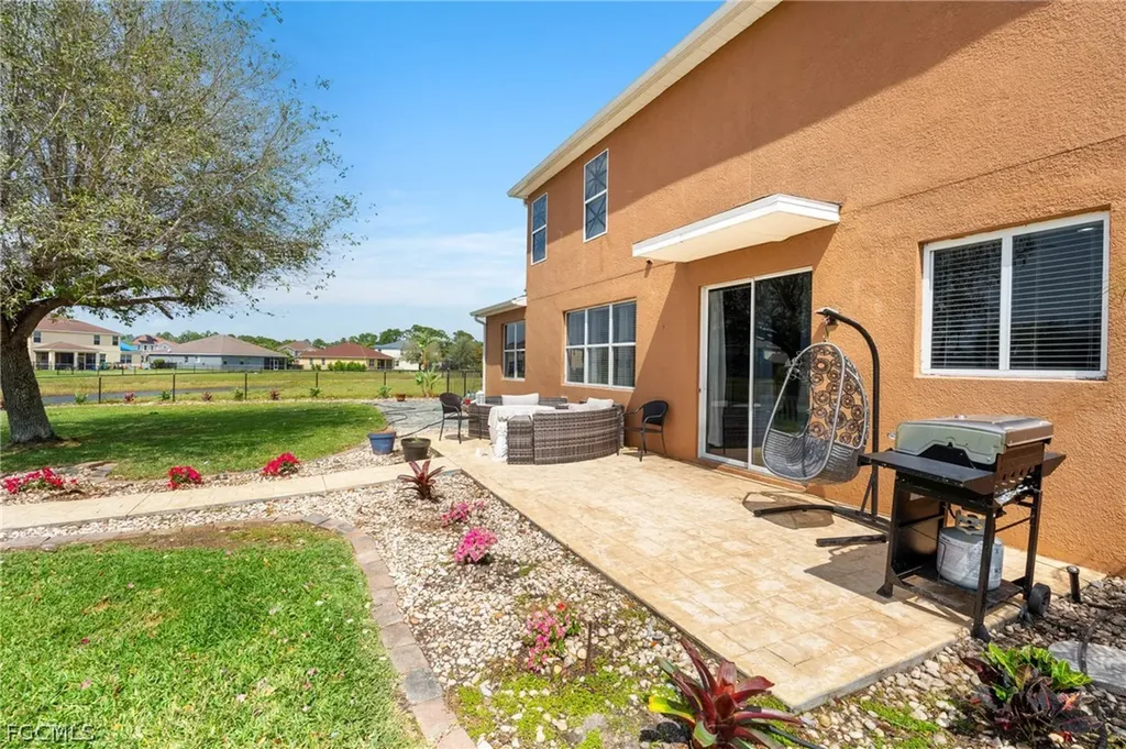 8130 Blue Daze Court Lehigh Acres FL 33972