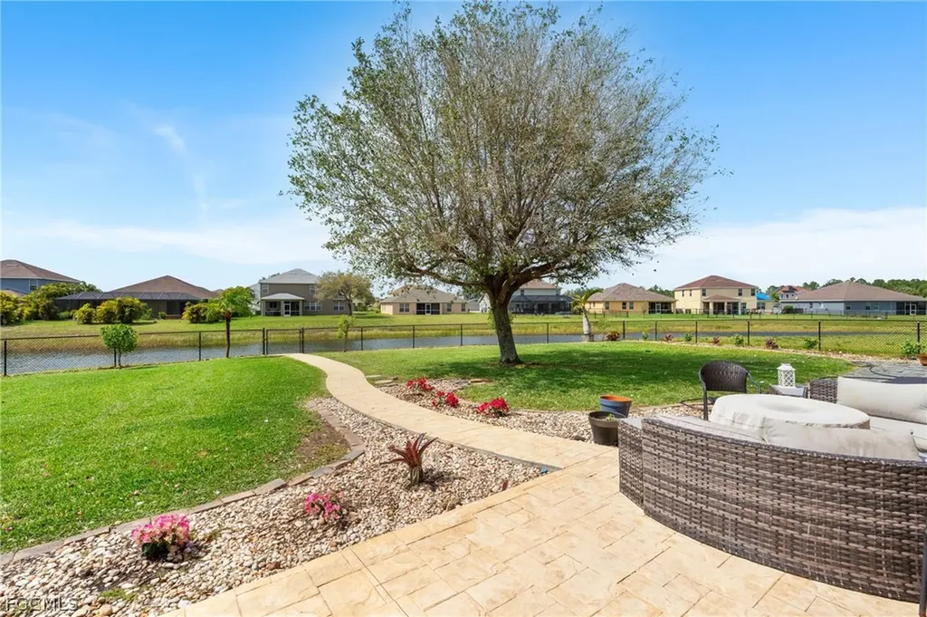 8130 Blue Daze Court Lehigh Acres FL 33972