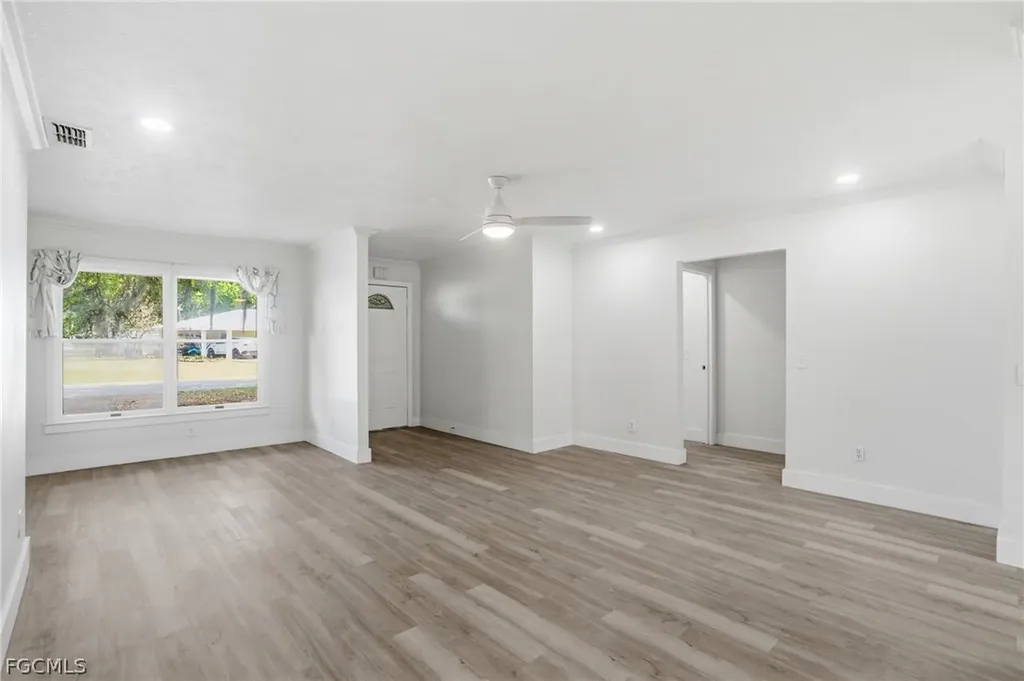 210 E Sugarland Circle Clewiston FL 33440