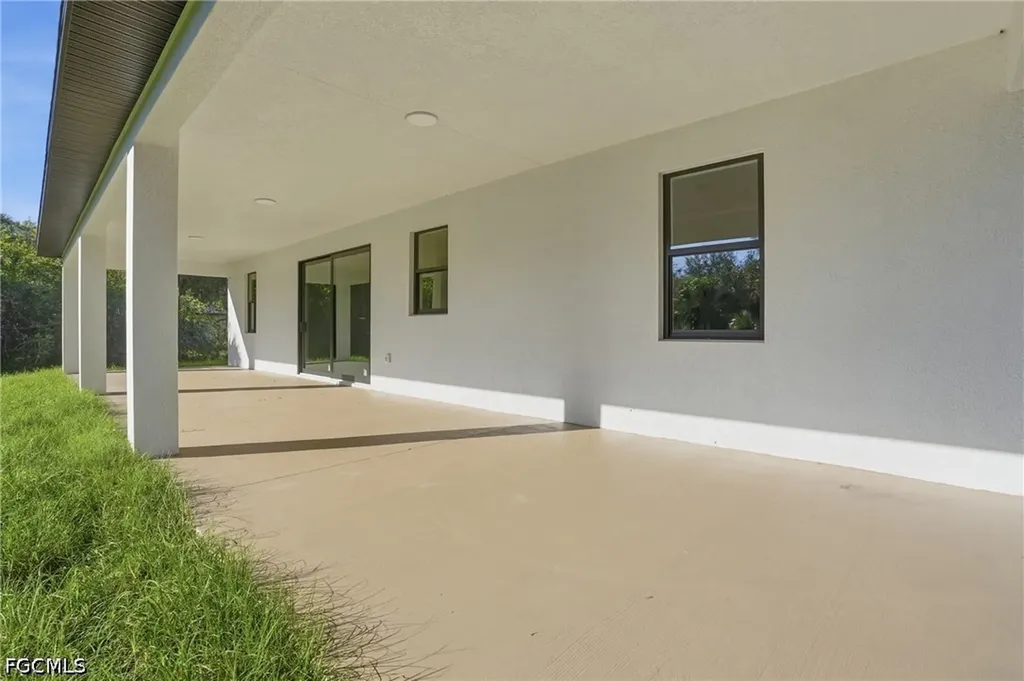 2039 Detroit Drive Labelle FL 33935