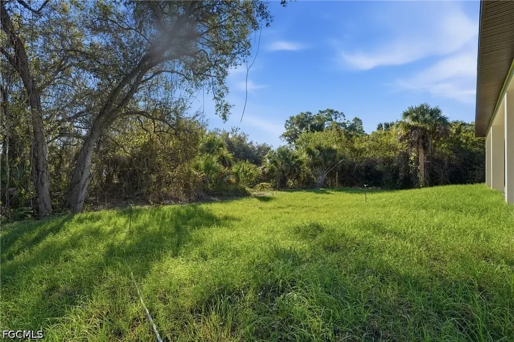 2039 Detroit Drive Labelle FL 33935