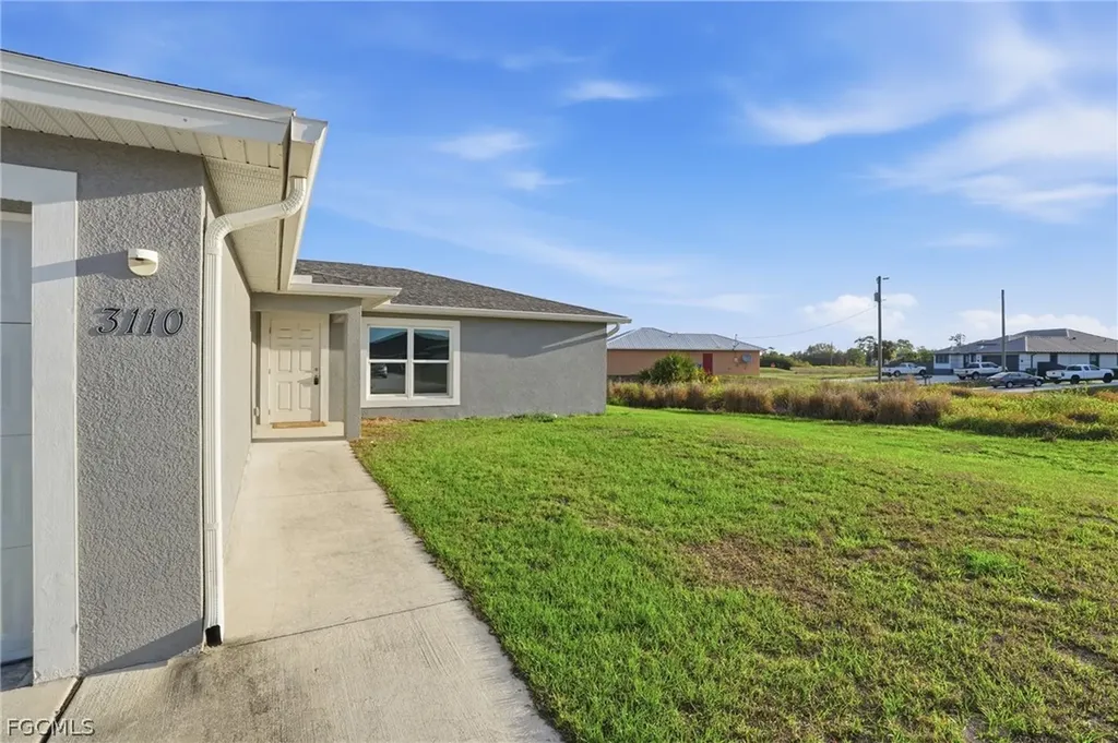 3110 Kapok Circle Labelle FL 33935