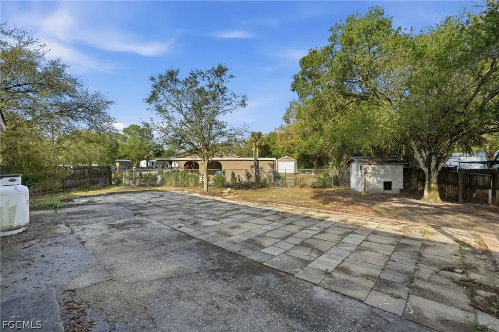 740 Bennett Avenue Labelle FL 33935