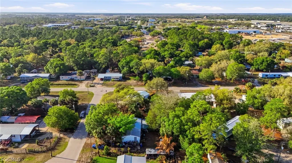 740 Bennett Avenue Labelle FL 33935