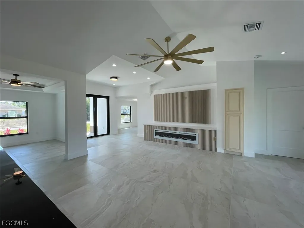 3310 3rd Street SW Lehigh Acres FL 33976
