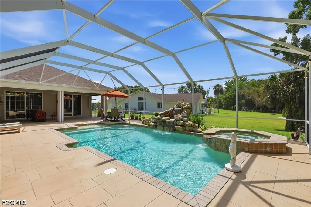 18186 Sandy Pines Circle North Fort Myers FL 33917