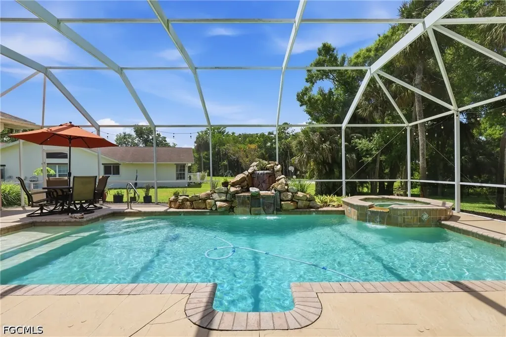 18186 Sandy Pines Circle North Fort Myers FL 33917