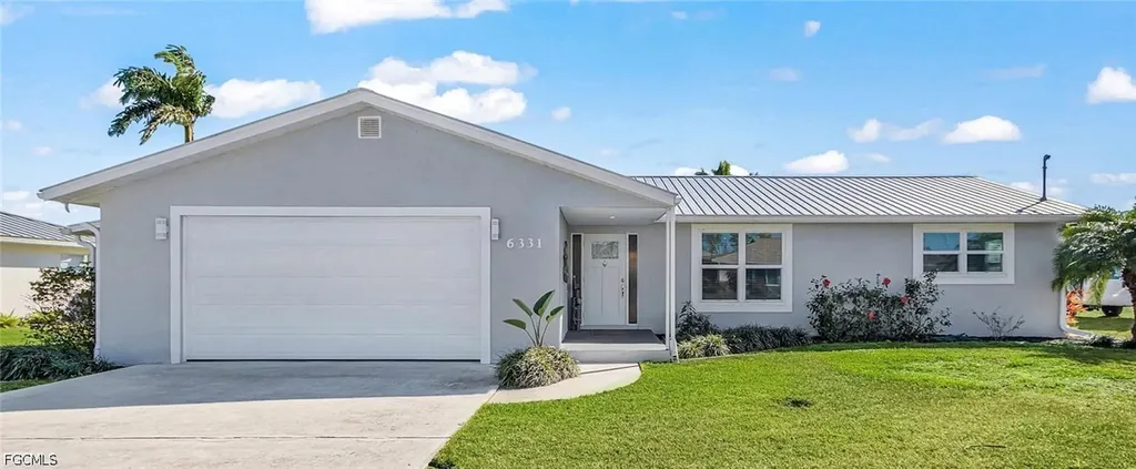 6331 Plumosa Avenue Fort Myers FL 33908