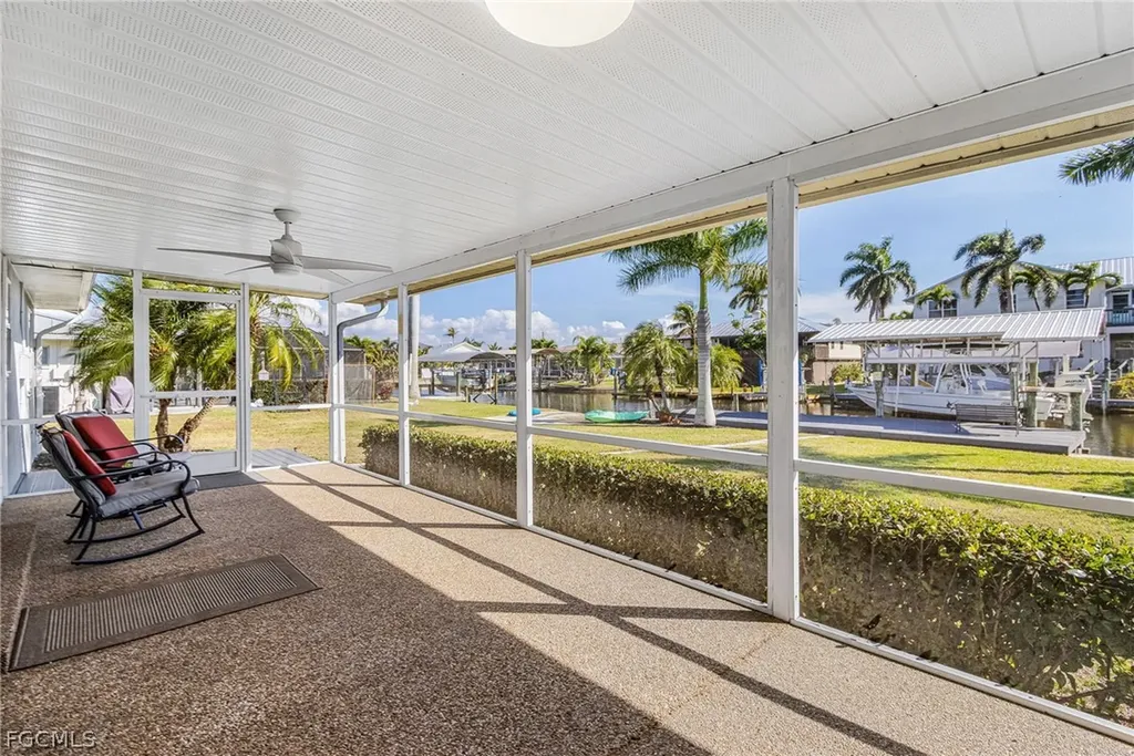 6331 Plumosa Avenue Fort Myers FL 33908