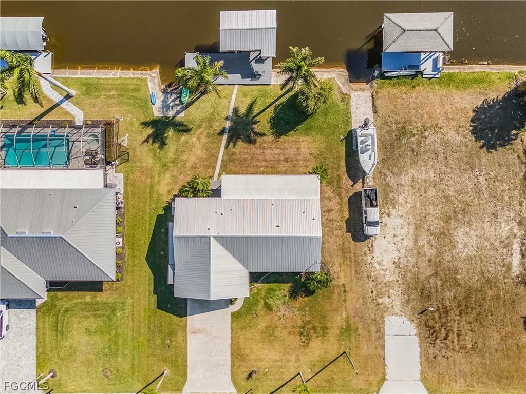 6331 Plumosa Avenue Fort Myers FL 33908