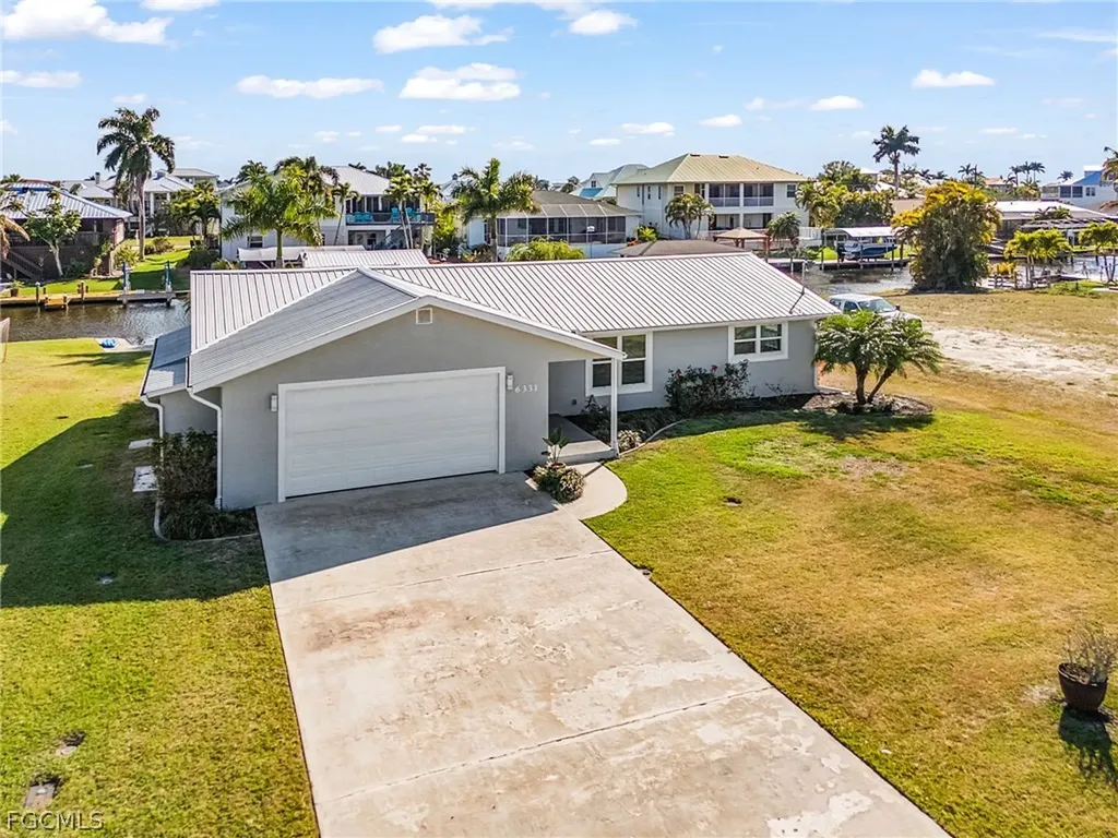 6331 Plumosa Avenue Fort Myers FL 33908