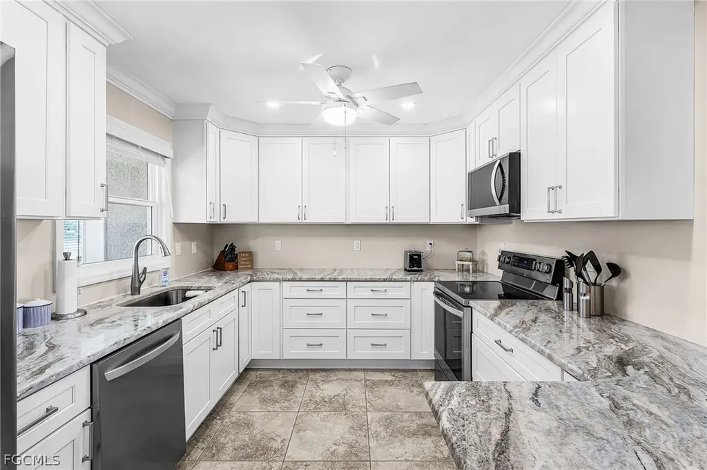 6331 Plumosa Avenue Fort Myers FL 33908