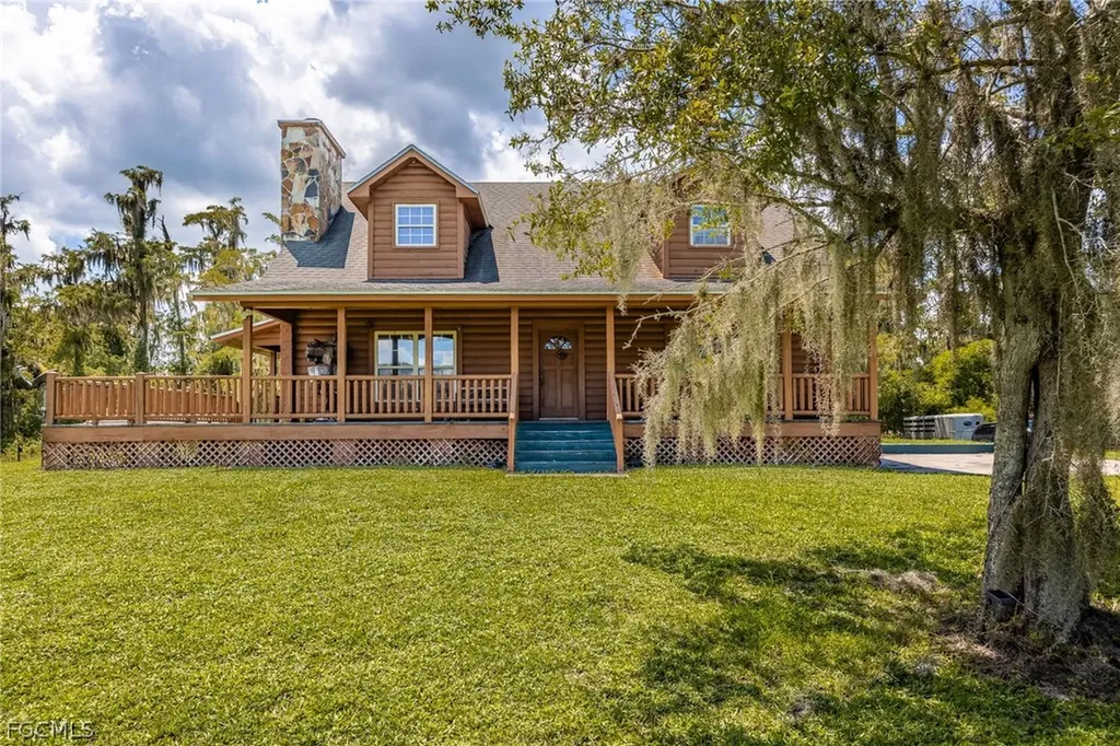 820 N Jinete Street Clewiston FL 33440