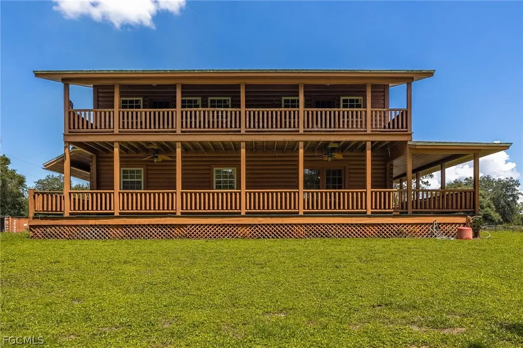 820 N Jinete Street Clewiston FL 33440