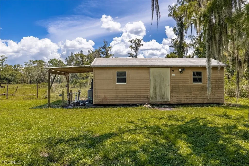 820 N Jinete Street Clewiston FL 33440