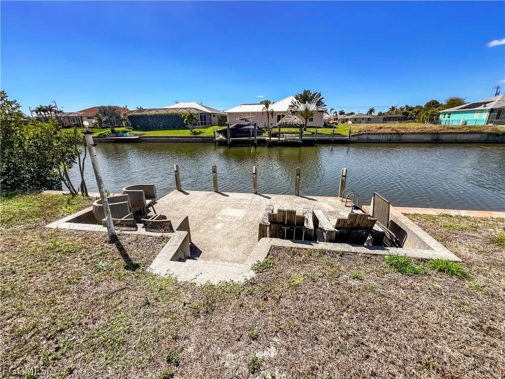 4530 SW 10th Avenue Cape Coral FL 33914