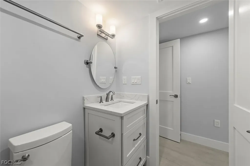 671 E Gulf Drive Sanibel FL 33957