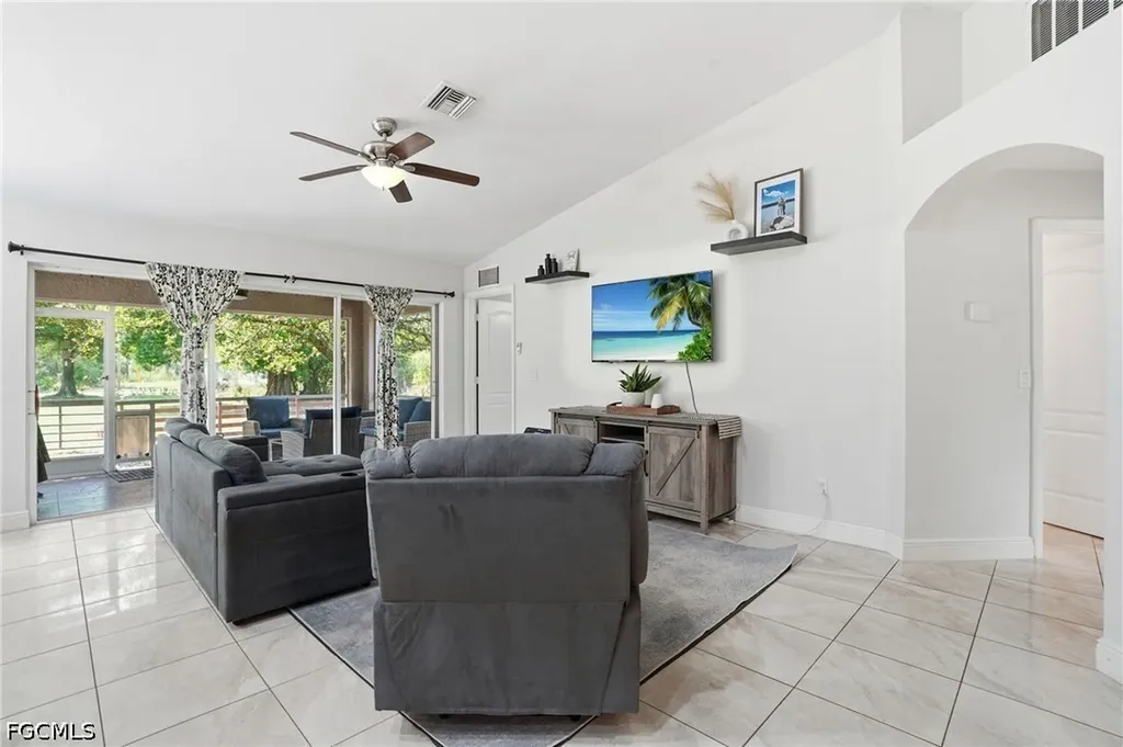 134 Mcarthur Boulevard Lehigh Acres FL 33974