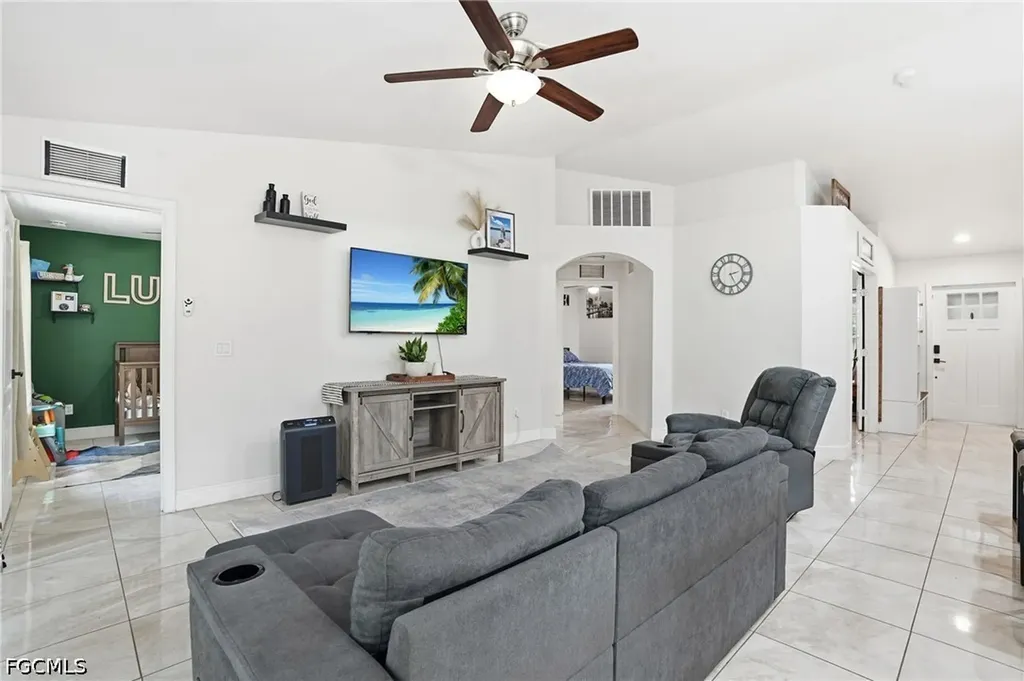 134 Mcarthur Boulevard Lehigh Acres FL 33974