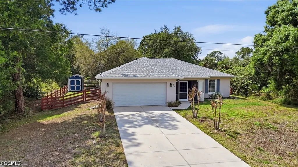 134 Mcarthur Boulevard Lehigh Acres FL 33974