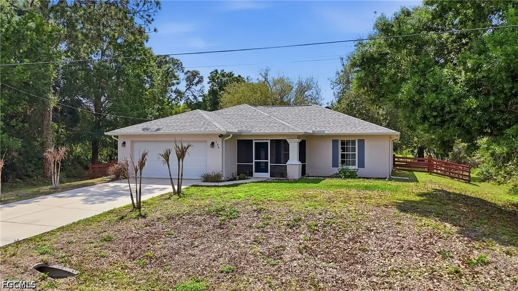 134 Mcarthur Boulevard Lehigh Acres FL 33974