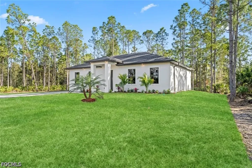 1805 W 10th Street Lehigh Acres FL 33972