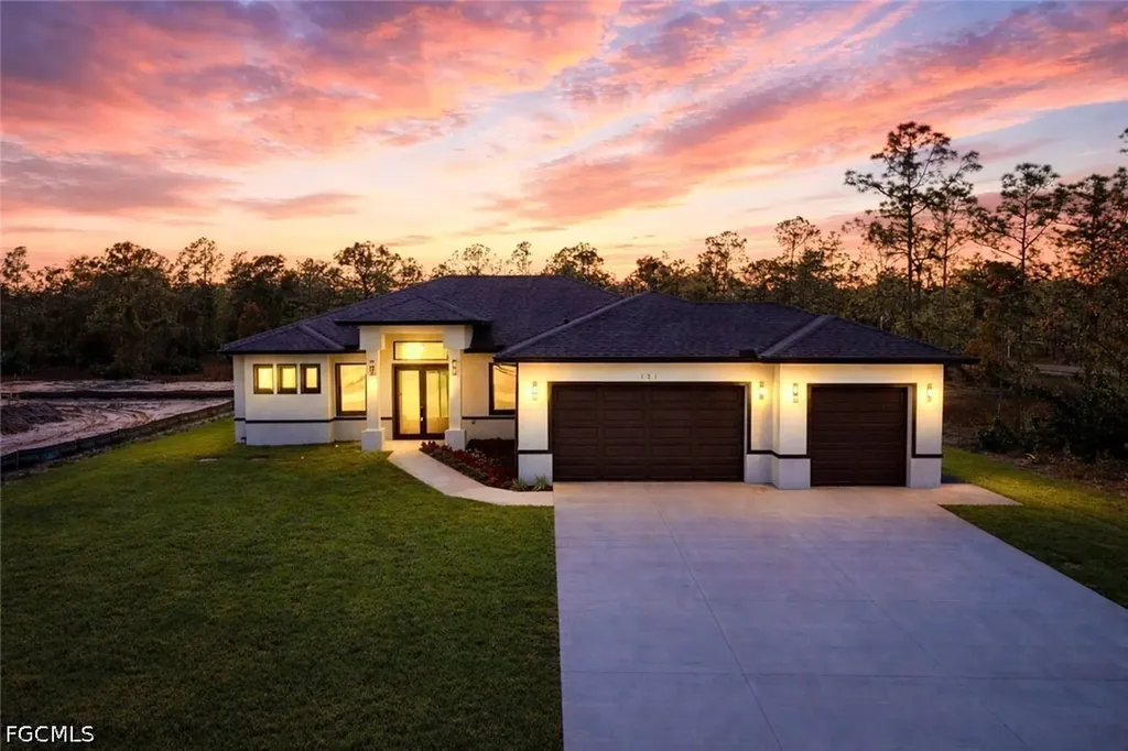 121 Moore Avenue Lehigh Acres FL 33936