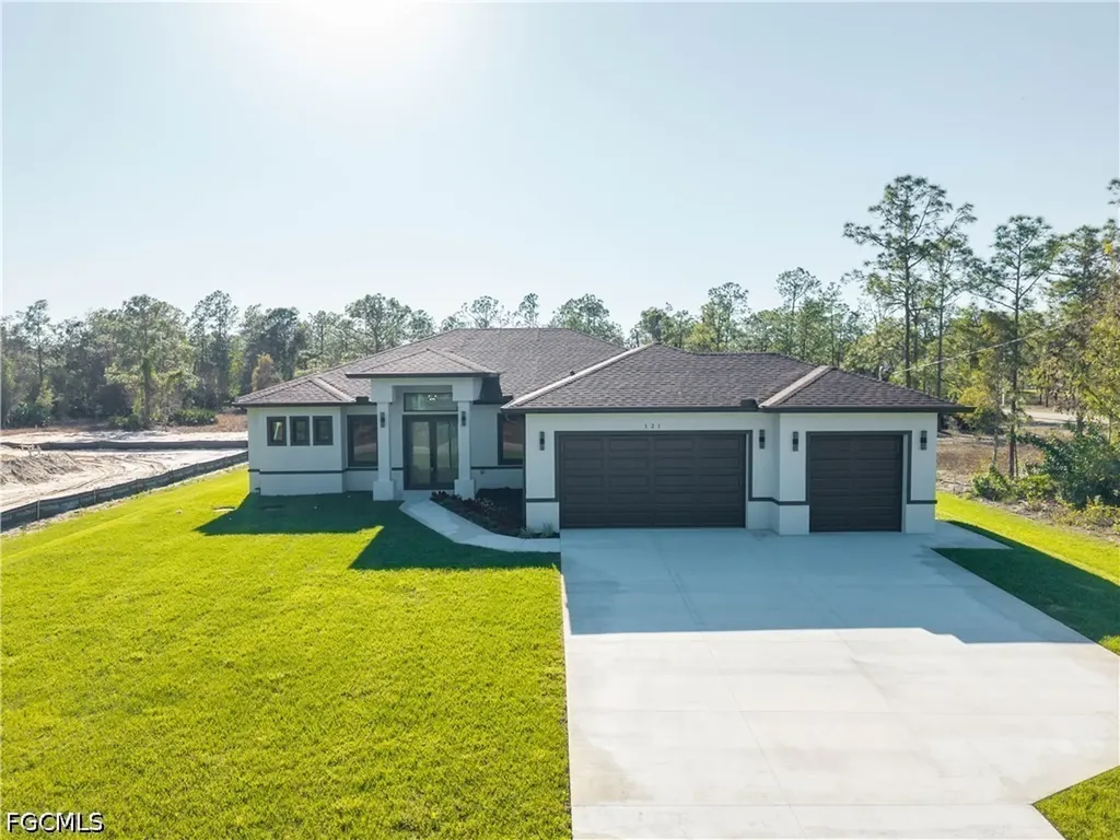 121 Moore Avenue Lehigh Acres FL 33936