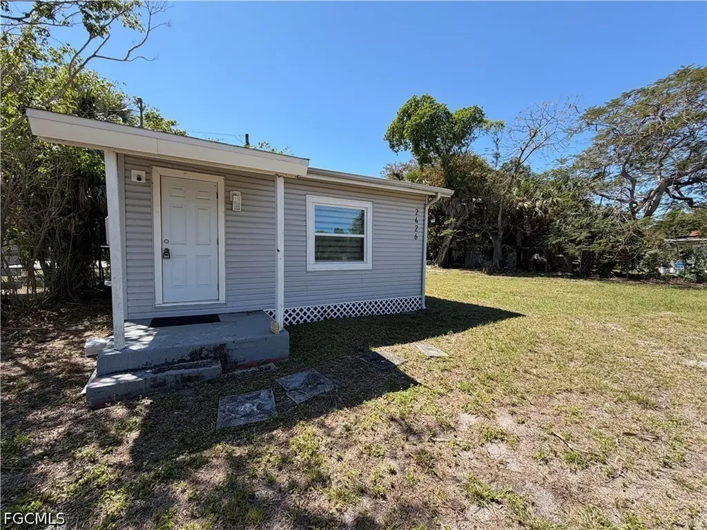 2426 Stella Street Fort Myers FL 33901