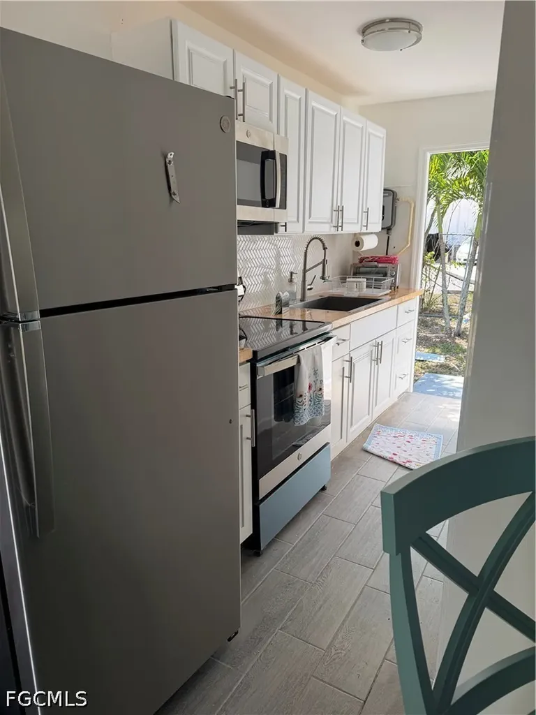 2426 Stella Street Fort Myers FL 33901