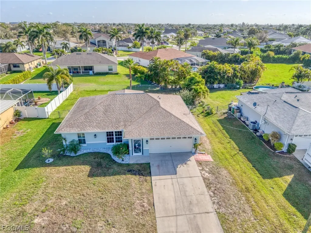 2847 SW 26th Place Cape Coral FL 33914