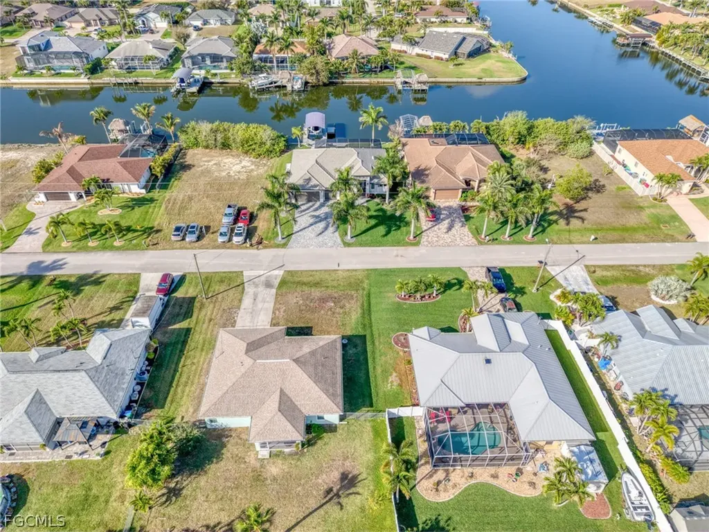 2847 SW 26th Place Cape Coral FL 33914