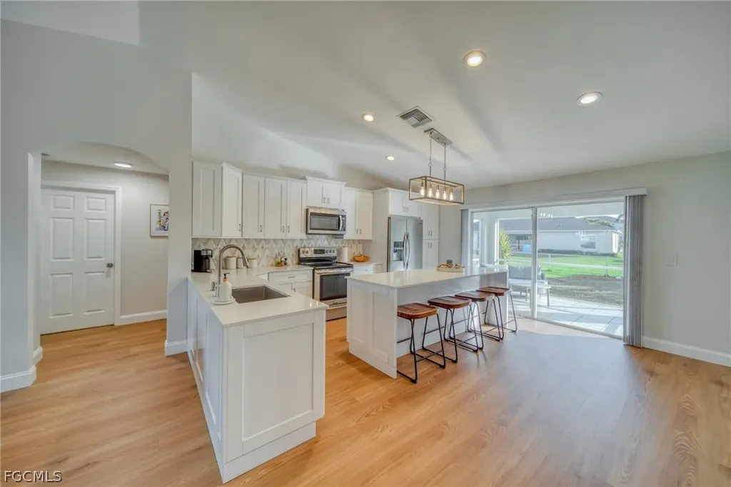 2847 SW 26th Place Cape Coral FL 33914